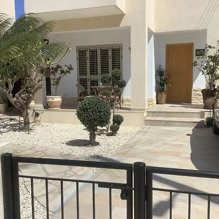Charming With Panoramic Sea View In Willa *