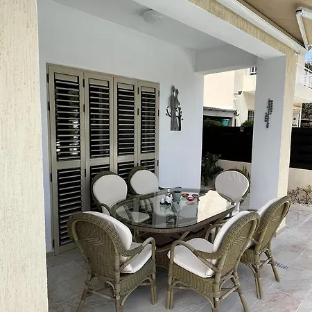 Charming With Panoramic Sea View In Willa