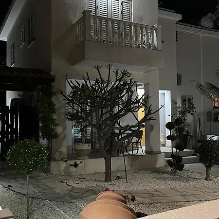 Charming With Panoramic Sea View In